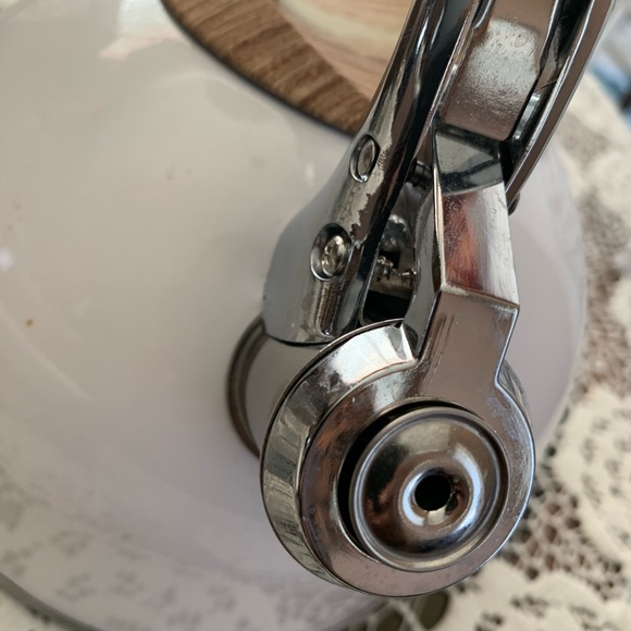 Rae Dunn TEA Kettle NWOT - Picture 8 of 11